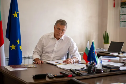Разследват незаконно подслушване в общината в Горна Оряховица, разпитан е и кметът