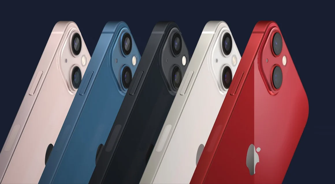 Новият iPhone 13 има подобрена камера и повече мощност
