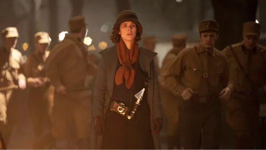 Babylon Berlin 4: Германия потъва в бездната след края на Лудите '20    