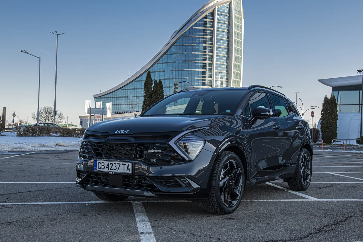 Има мъжки коли, има женски коли. Има и Kia Sportage
