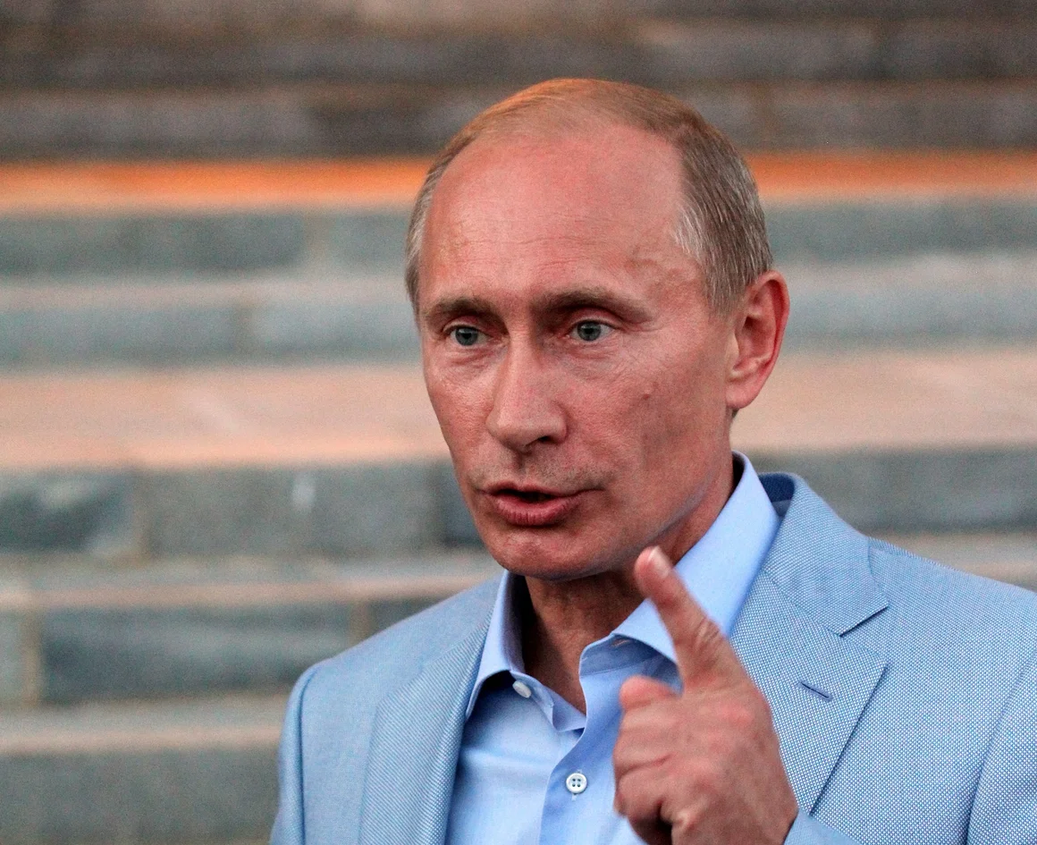 2010 г. 