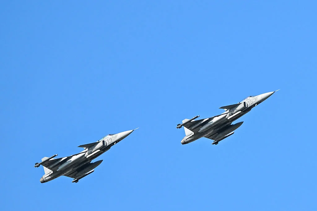 Унгарски изтребител Gripen се разби край Солнок