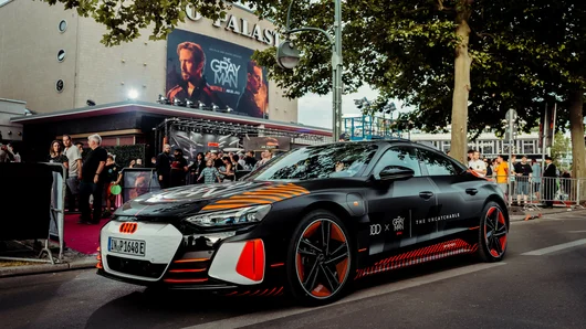 Audi и The Gray Man се събират за истински екшън 
