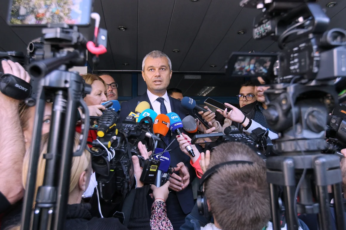 Десет причини за възхода на "Възраждане"