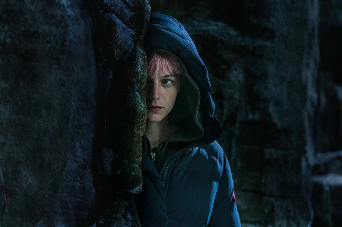 A Murder at the End of the World, сезон 1 (Hulu) - 14 ноември