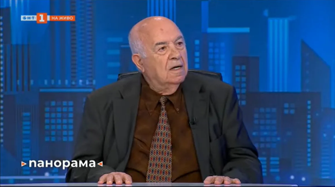 Георги Фотев: Голяма част от българското общество остана с неразвита демократична и политическа култура