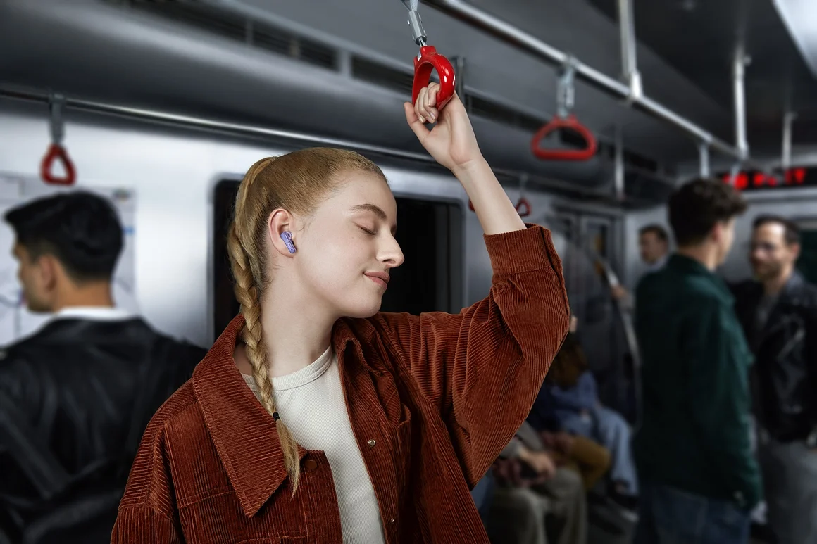 HUAWEI FreeBuds 6i - бюджетните безжични слушалки, които ефективно премахват околния шум