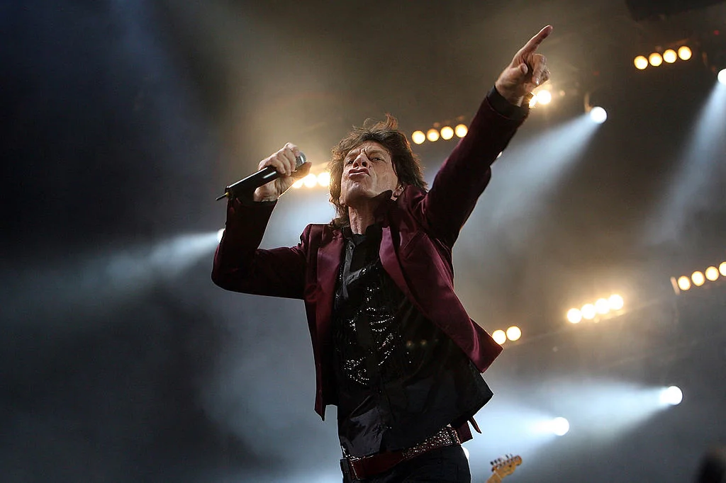 Rolling Stones пусна видеото към "Scarlet", а Джагър разказа защо песента излиза половин век по-късно