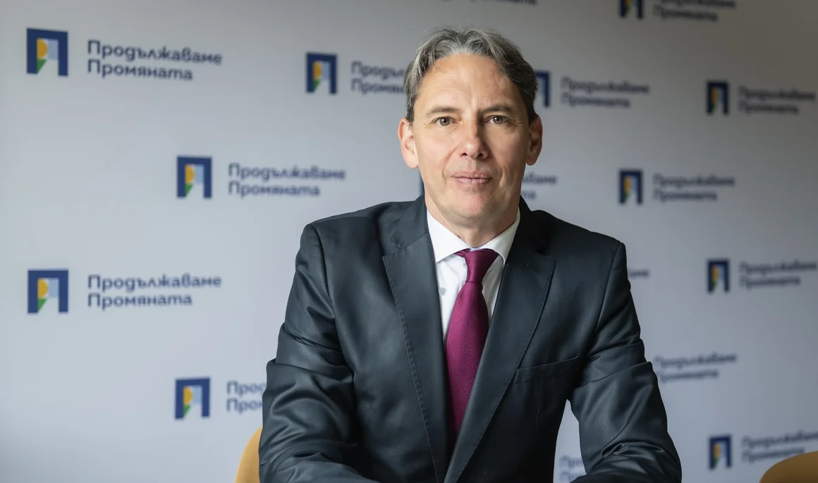 Васил Пандов за "Булевард България": Над 1,5 млрд. евро доплащат пациентите на годишна база за лечение, въпреки парите в Касата