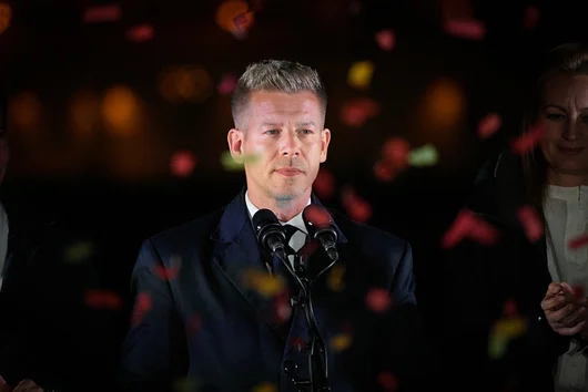След победата Петер Мадяр поиска оставката на президента, главния прокурор и регулаторите
