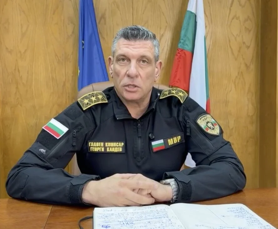 Радев сменя шефа на ДАНС, Георги Кандев в МВР остава под въпрос