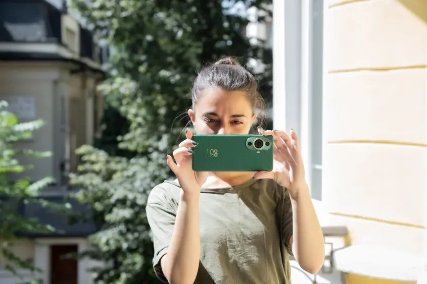 На гости на поколение nova с фотографа Таня Дечева: Перфектното вече не е на мода