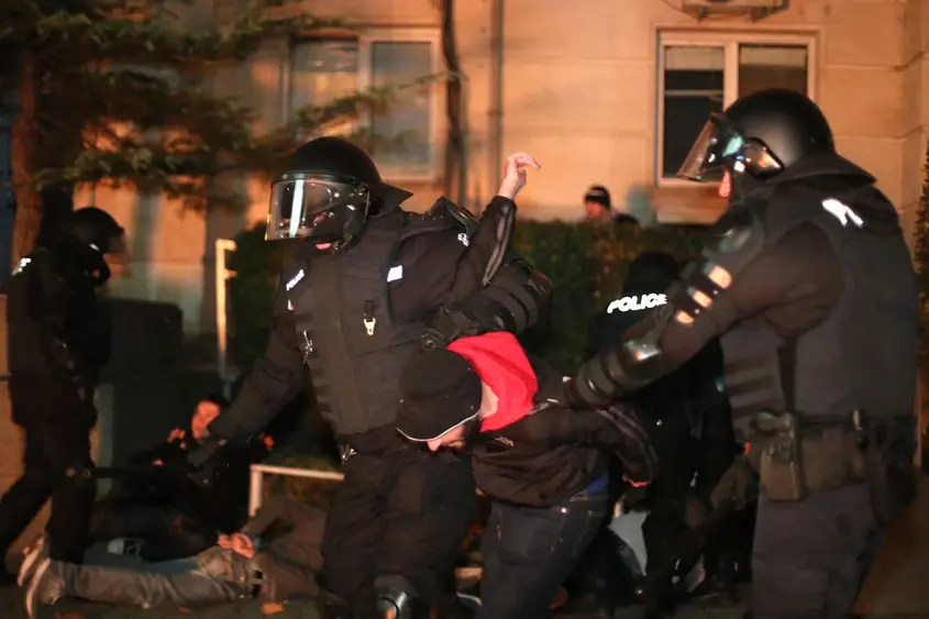 Снимки от протеста в София срещу БФС