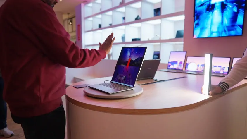 Lenovo CES